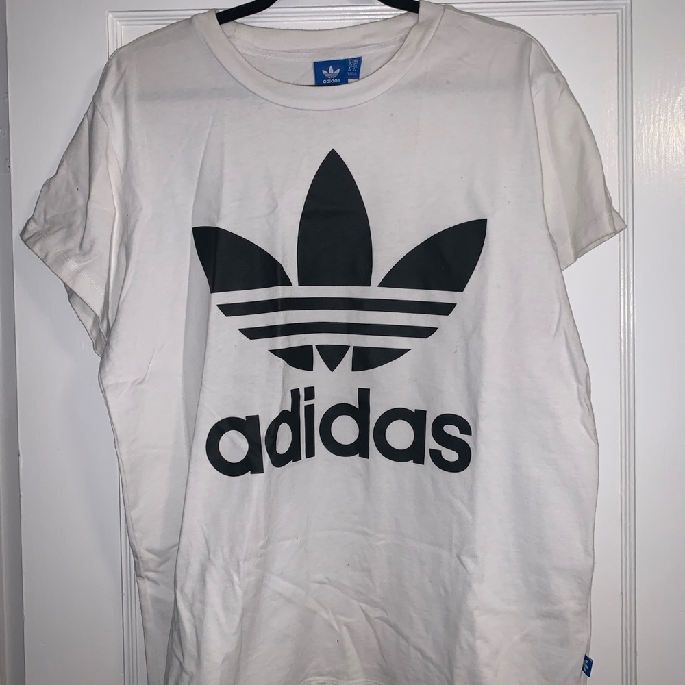 Adidas oversized tee
